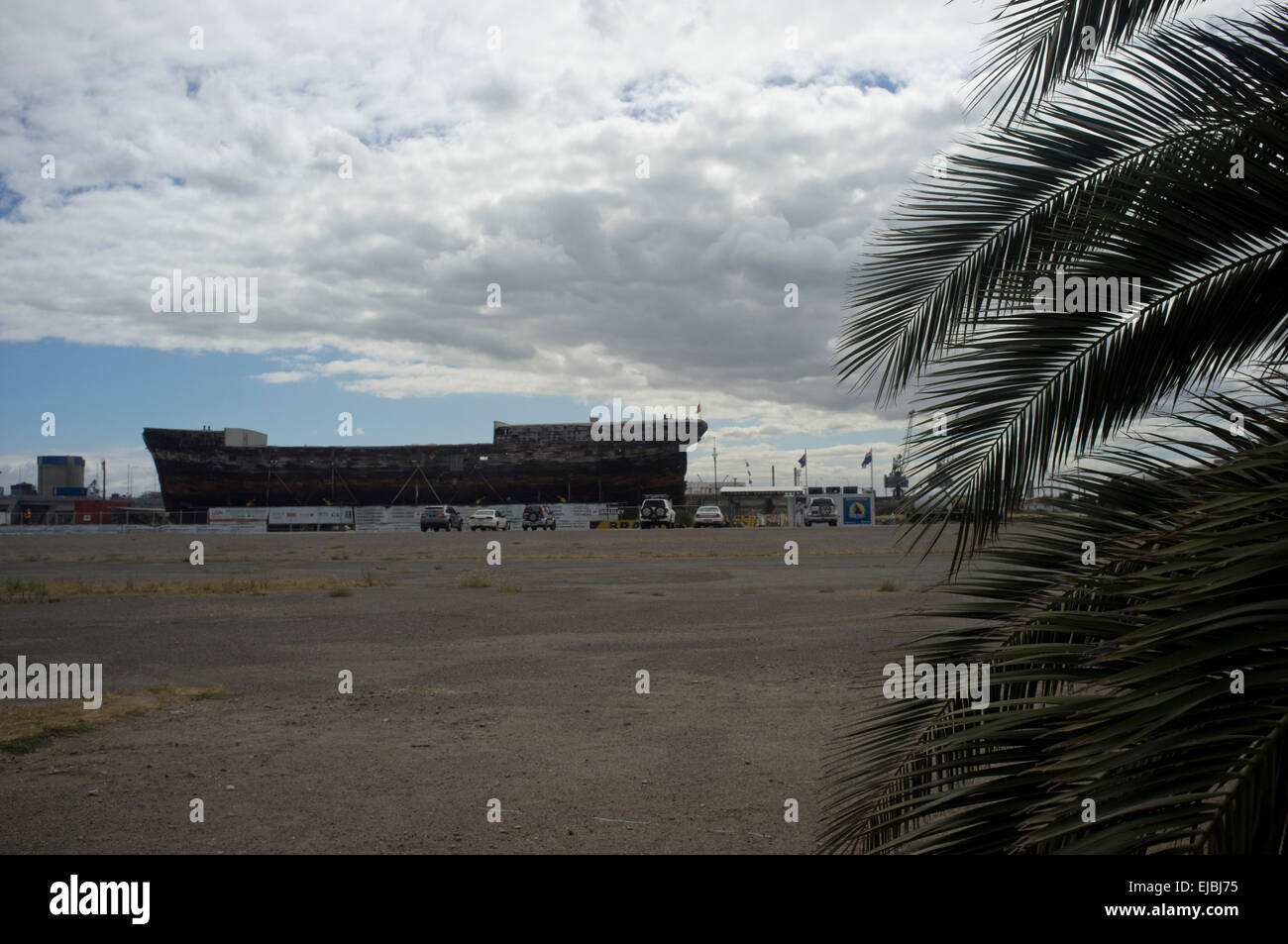 Adelaide Australia. Il 24 marzo 2015. Città di Adelaide costruito in Sunderland Regno Unito nel 1864 è uno dei due sopravvissuti clipper composito navi lungo con il Cutty Sark che è in fase di ripristino nel bacino di carenaggio in Adelaide. Città di Adelaide fornito servizio passeggeri tra il Regno Unito e Australia del Sud ed è chiamato dopo la città di Adelaide Foto Stock
