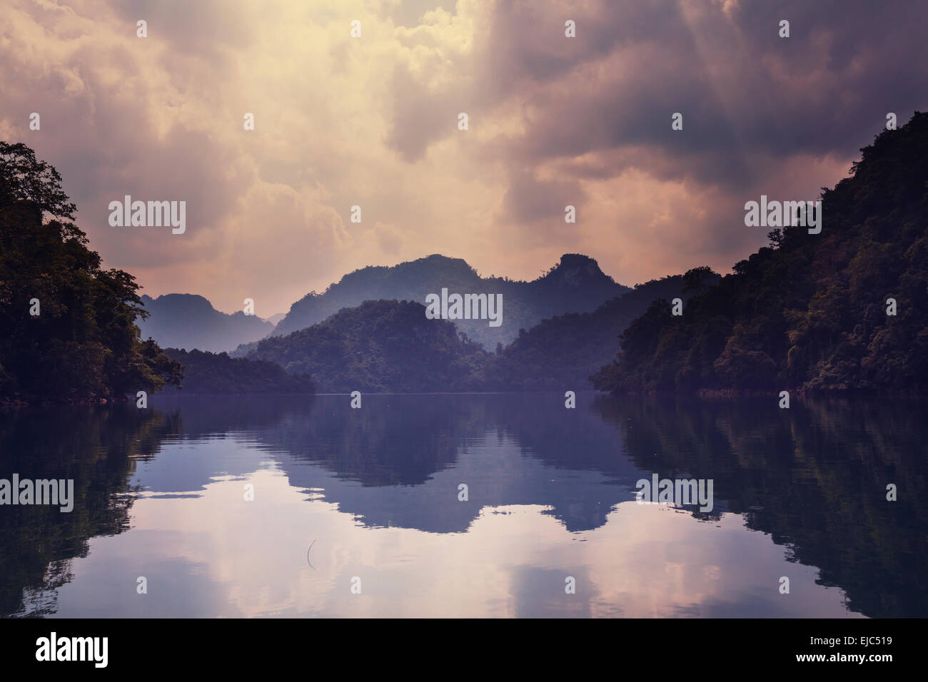 Lago di Bona Foto Stock