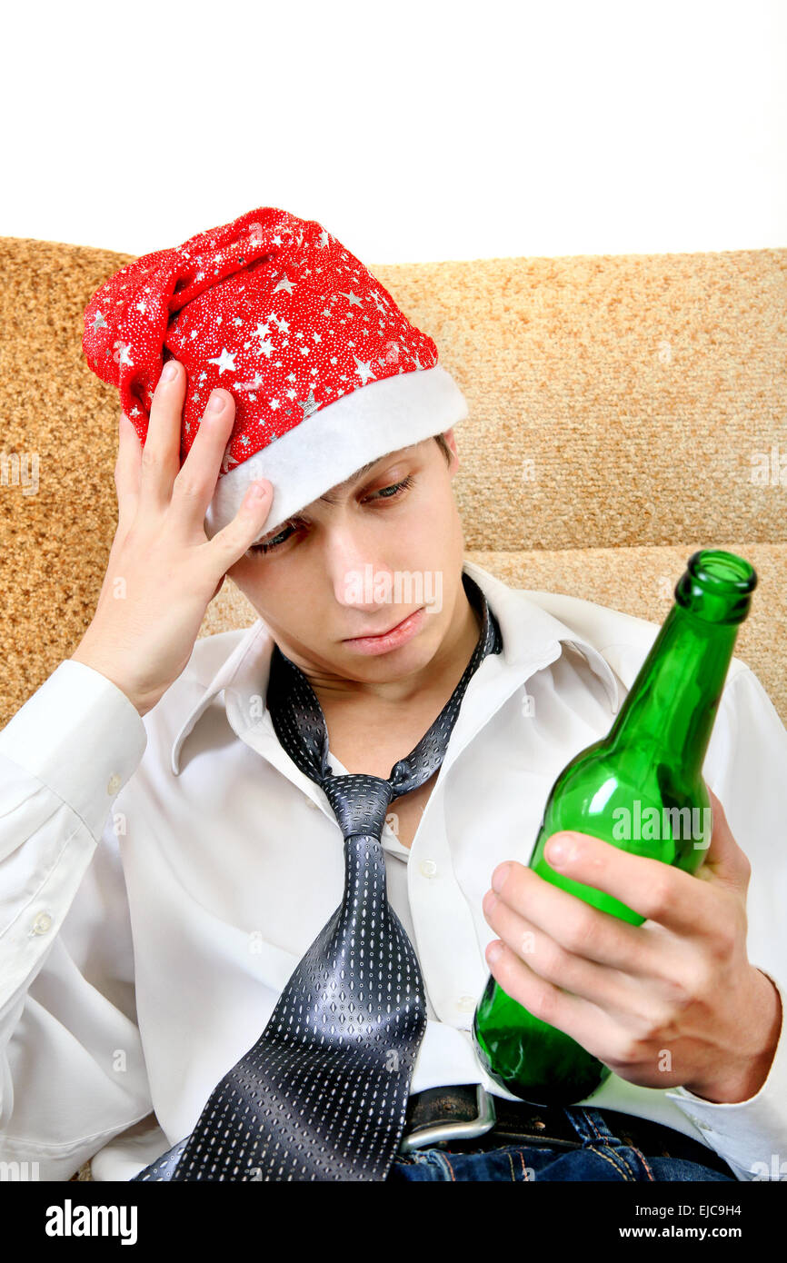 Adolescente in alcool dipendenza Foto Stock
