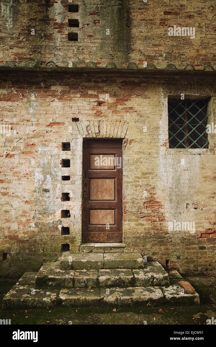 Still Life - la vecchia porta su una villa toscana Foto Stock