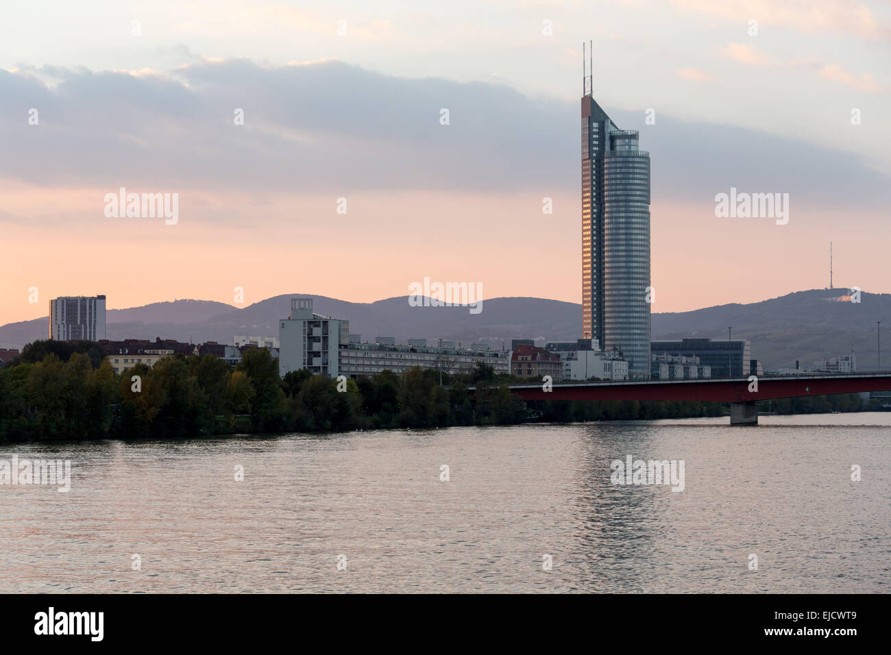 Millenium Tower vicino a Vienna Foto Stock