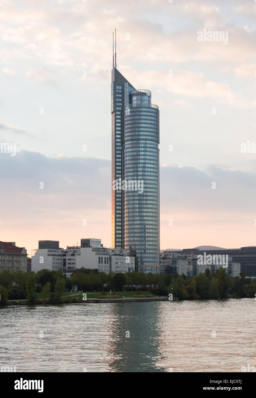 Millenium Tower vicino a Vienna Foto Stock