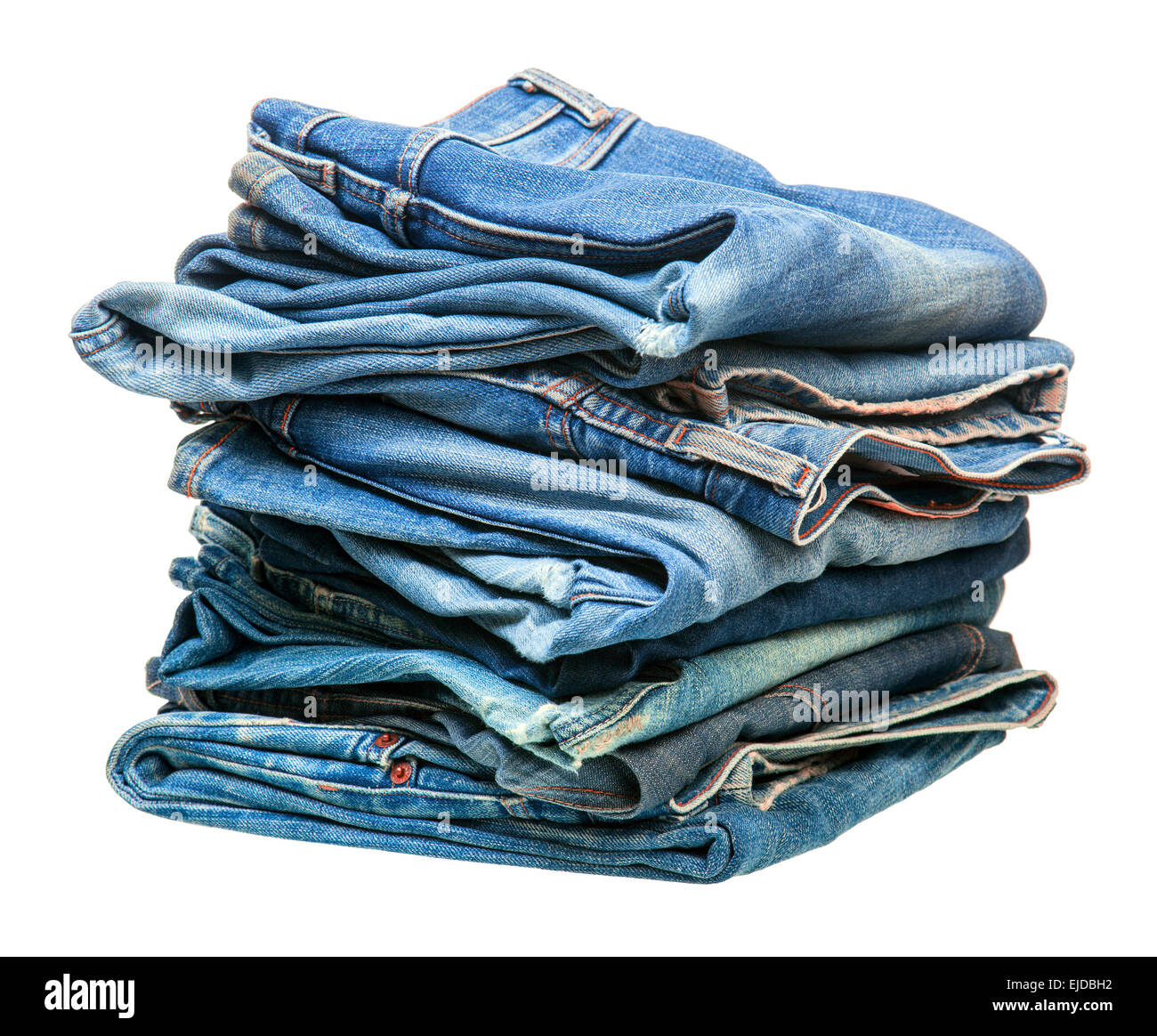 Pila di blu denim vestiti Foto Stock