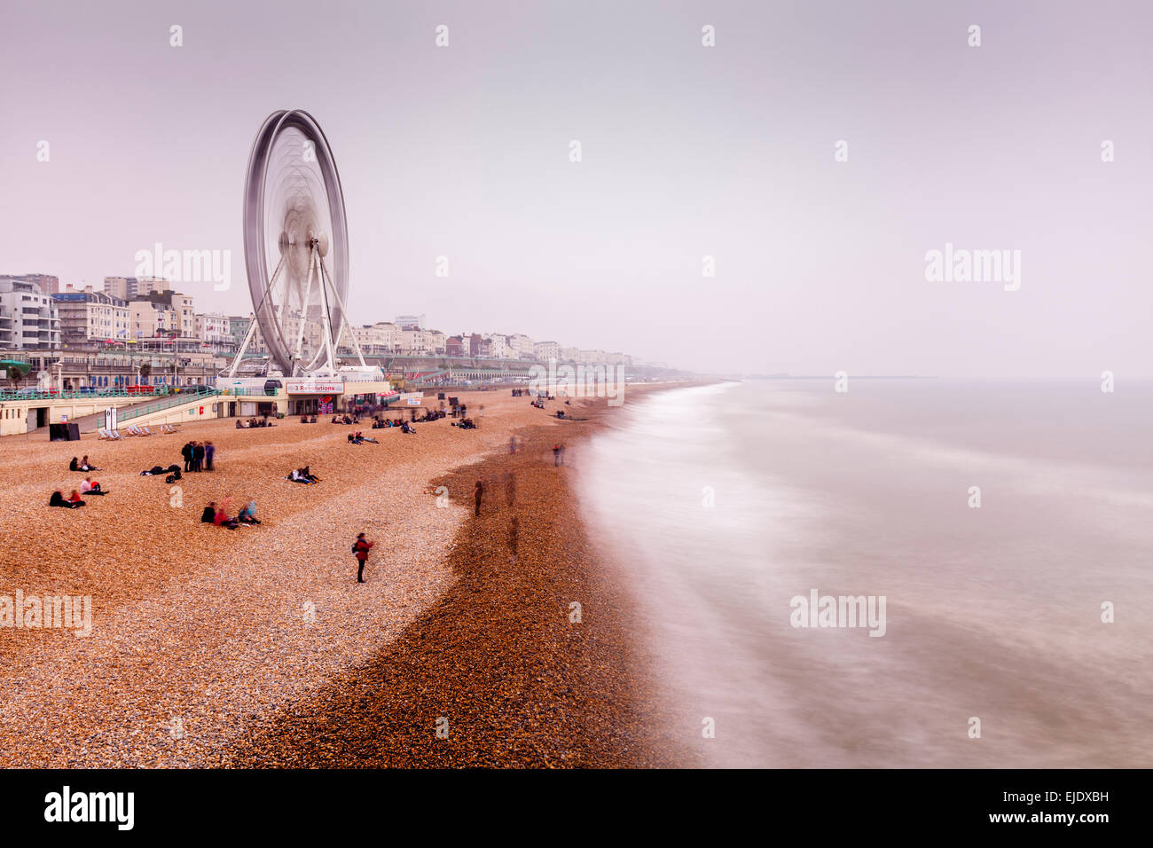 La spiaggia di Brighton in inverno, Brighton, Sussex, Regno Unito Foto Stock