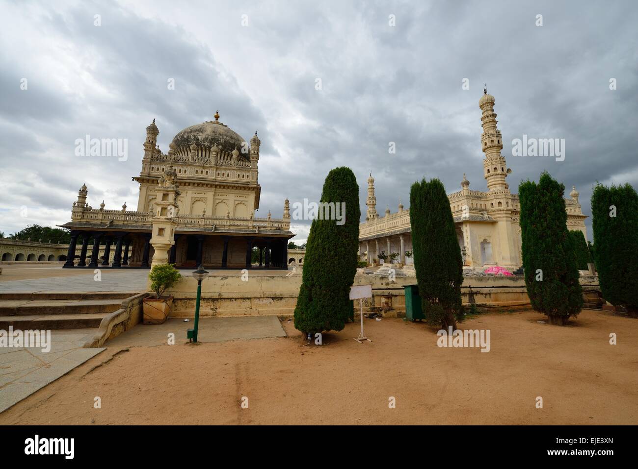 Tipu Sultan's Summer Palace di Srirangapatna, Karnataka, India Foto Stock