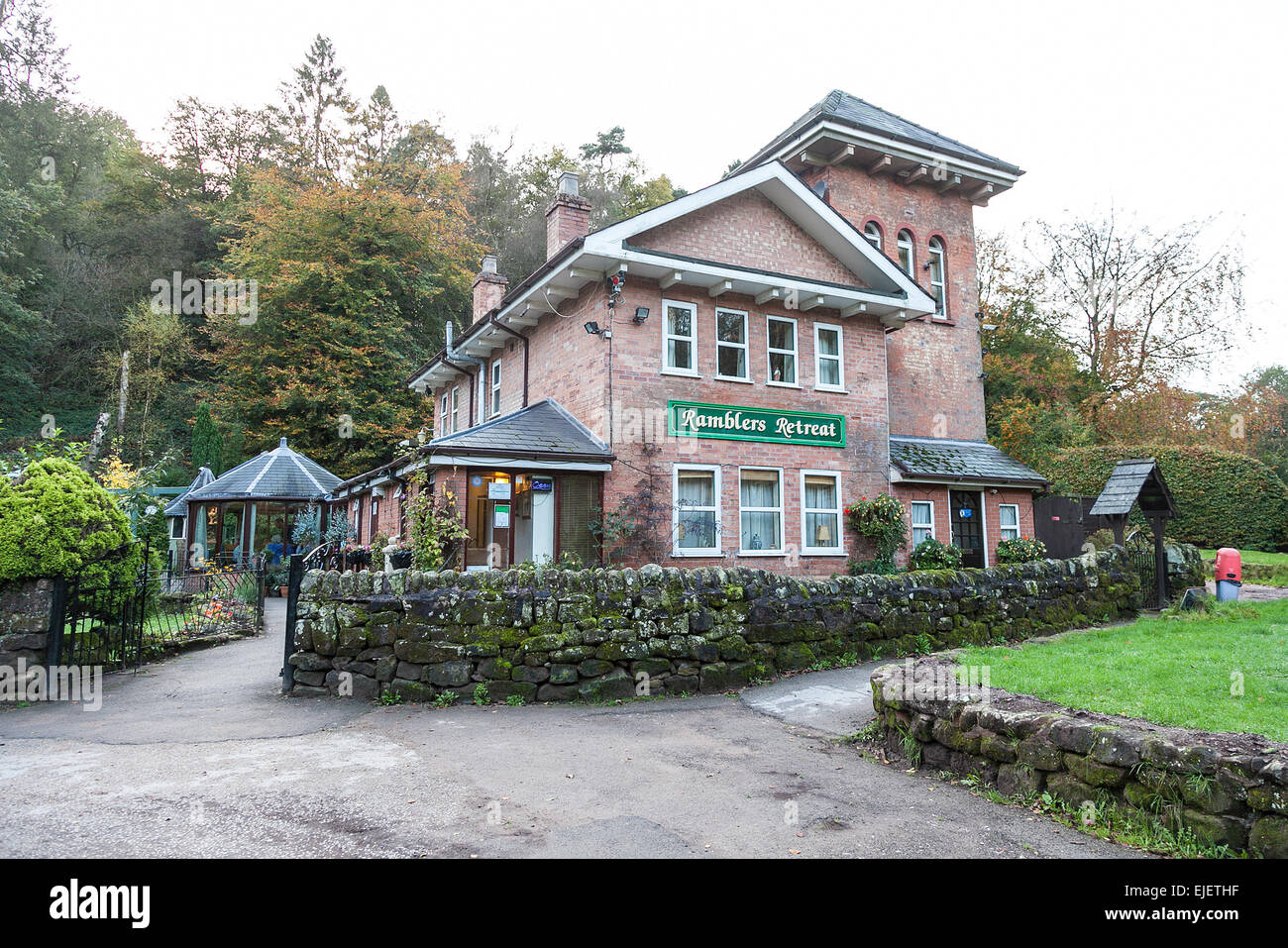 Il rifugio Ramblers cafe a Dimmingsdale o Dimmings Dale vicino ad Alton Stoke-on-Trent Staffordshire England Regno Unito Foto Stock