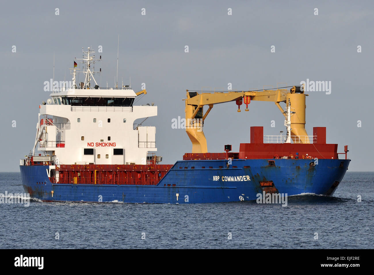 Nave da carico generale comandante NBP passando Kiel-Fridrichsort Foto Stock