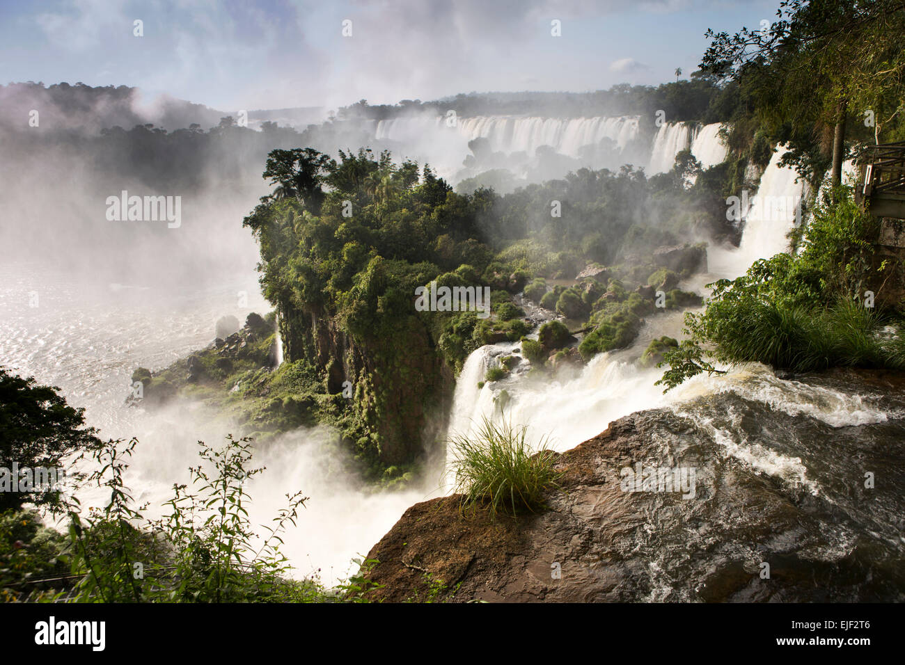 Argentina, Iguazu Falls, Saltars, San Martin, Mbigua e Bernabe Mendez cascate Foto Stock