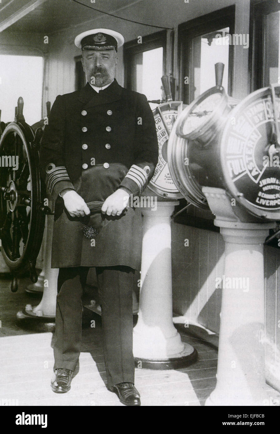 EDWARD Smith (1850-1912) navale inglese ufficiale della riserva come capitano del Titanic nel 1912 Foto Stock