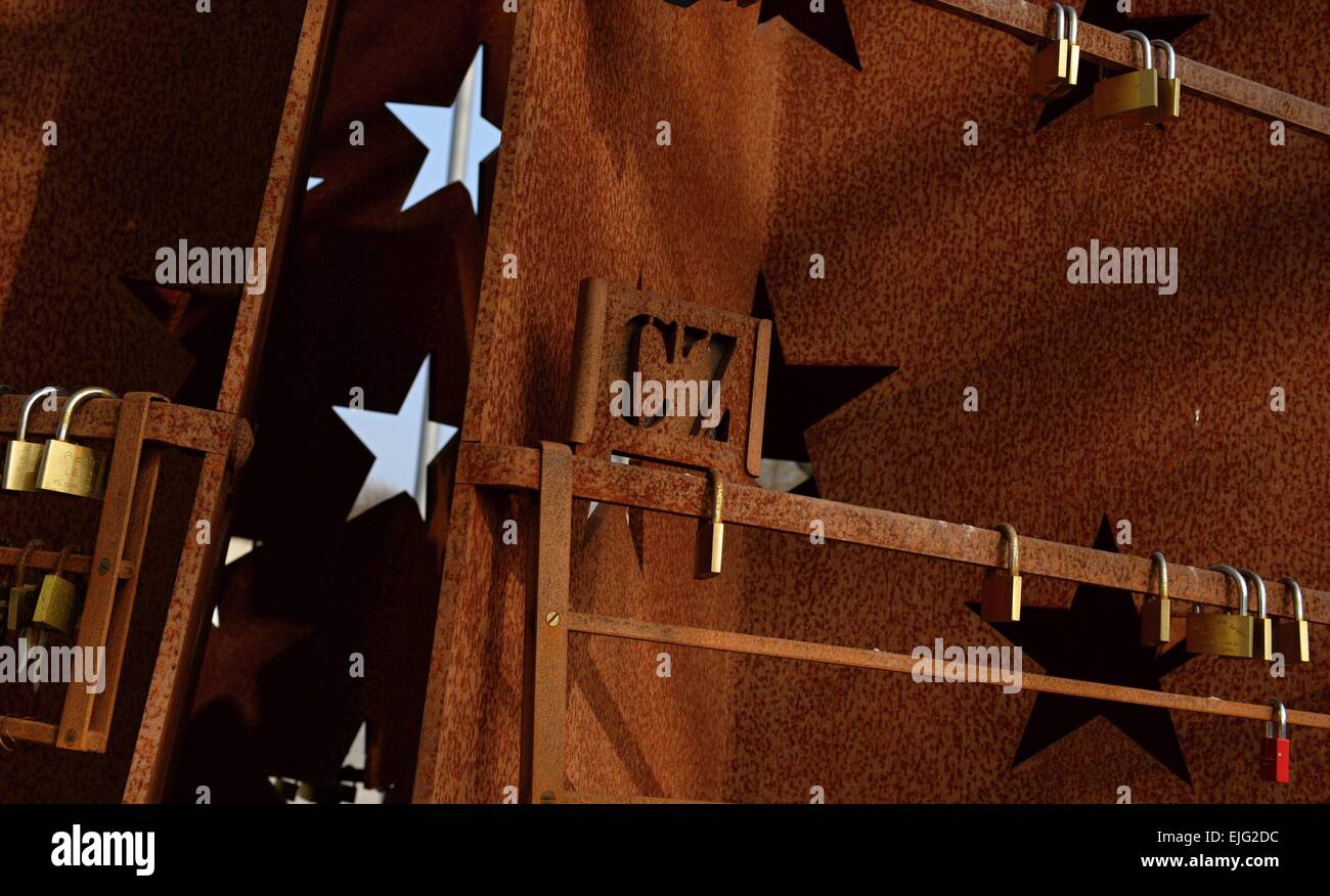 Il Museo Europeo di Schengen nel Lussemburgo città di Schengen, Marzo 23, 2015, che si sta preparando per il mese di giugno le celebrazioni del trentesimo anniversario della firma di un accordo relativo alla soppressione graduale dei controlli alle frontiere comuni tra Francia, Germania, Belgio, Paesi Bassi e Lussemburgo. Accordo che è alla base dell'attuale area di libera circolazione, riunisce 26 paesi con più di 410 milioni di persone. L'accordo di Schengen è entrato in vigore esattamente venti anni fa insieme a cinque anni più vecchio Convenzione di applicazione. (CTK foto/Jakub Dospiva) Foto Stock