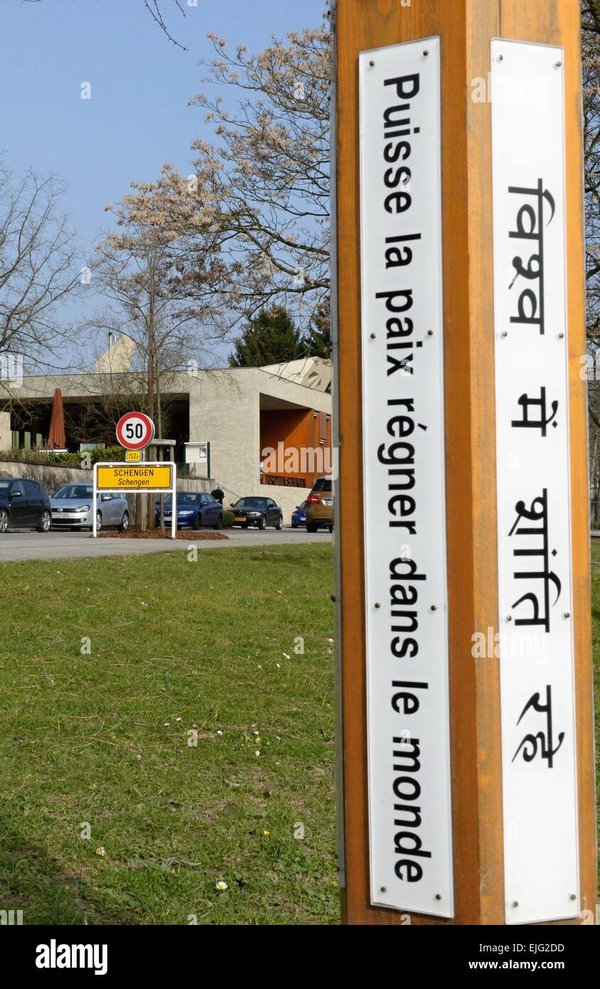 L'edificio del Museo Europeo di Schengen nel Lussemburgo città di Schengen, Marzo 23, 2015, che si sta preparando per il mese di giugno le celebrazioni del trentesimo anniversario della firma di un accordo relativo alla soppressione graduale dei controlli alle frontiere comuni tra Francia, Germania, Belgio, Paesi Bassi e Lussemburgo. Accordo che è alla base dell'attuale area di libera circolazione, riunisce 26 paesi con più di 410 milioni di persone. L'accordo di Schengen è entrato in vigore esattamente venti anni fa insieme a cinque anni più vecchio Convenzione di applicazione. (CTK foto/Jakub Dospiva) Foto Stock