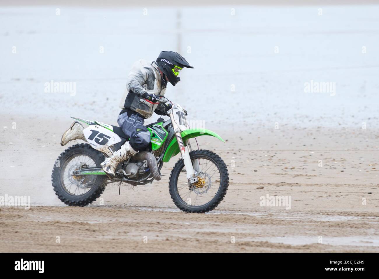 Moto Racing di sabbia sulla spiaggia di Mablethorpe nell'East Yorkshire, Inghilterra Foto Stock