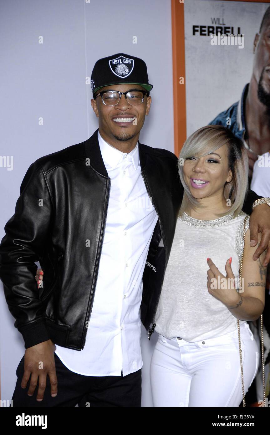 Los Angeles, CA, Stati Uniti d'America. 25 Mar, 2015. Suggerimento TI Harris, Tameka Tiny Cottle presso gli arrivi per ottenere HARD Premiere, Cinese TCL 6 teatri (in precedenza Grauman's), Los Angeles, CA, 25 marzo 2015. Credito: Michael Germana/Everett raccolta/Alamy Live News Foto Stock