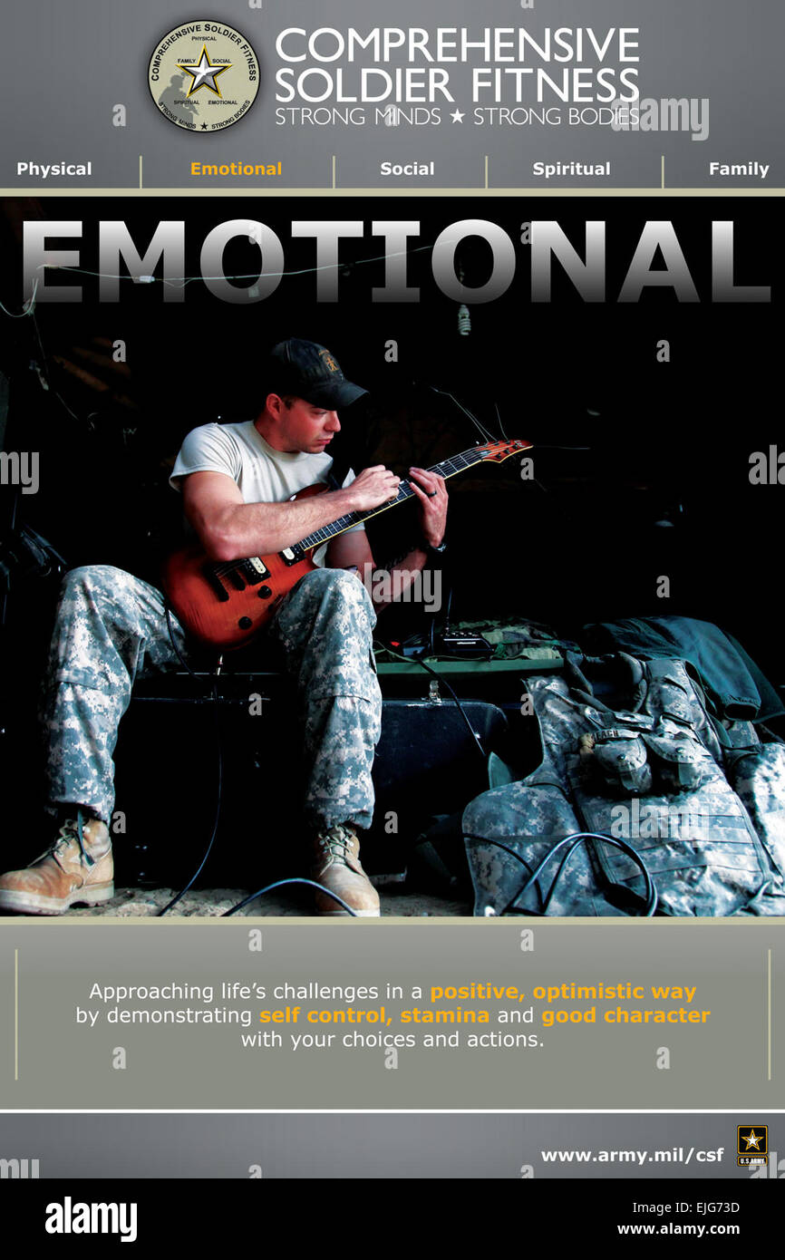 Uno dei cinque poster disponibili per contribuire a promuovere la comprensione circa l'esercito, il Soldato completo programma di fitness. Il poster può essere scaricato dal programma : csf csf . Un nuovo corso: scuola di resilienza per aprire sulla Fort Jackson /-news/2010/01/14/32912-a-nuovo-corso-resilienza-scuola-per-open-su-fort jackson/index.html Foto Stock
