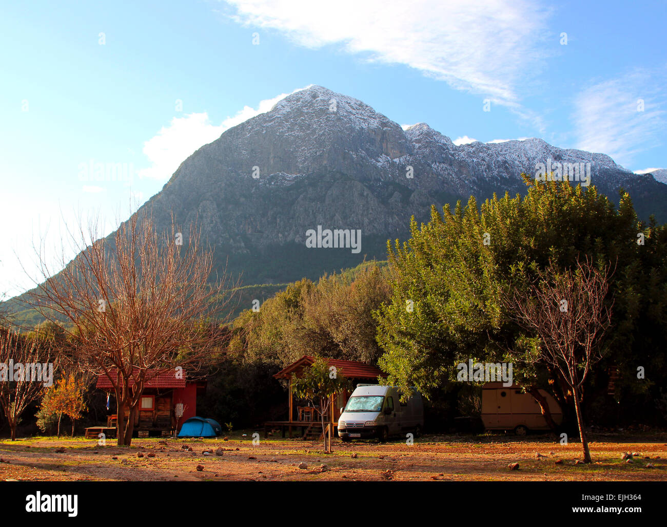 Montagna campeggio resto Viaggi natura alba sky Foto Stock