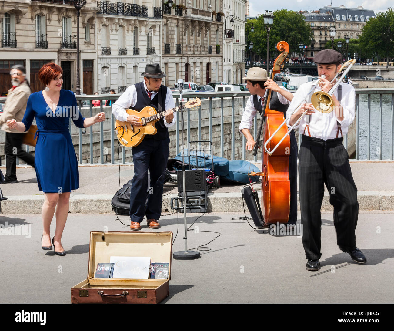 Musicisti di strada, Parigi, Francia Foto Stock