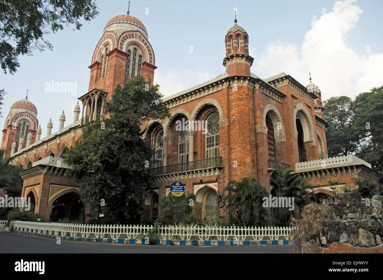Una vista dell'edificio principale di Madras University di Chennai, nello Stato del Tamil Nadu, India Foto Stock