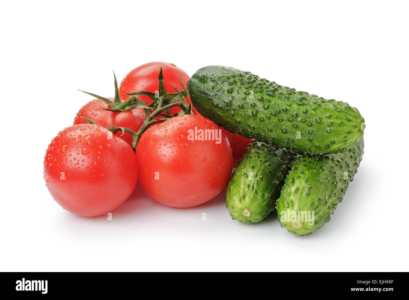 Pomodoro maturo cetrioli isolato Foto Stock