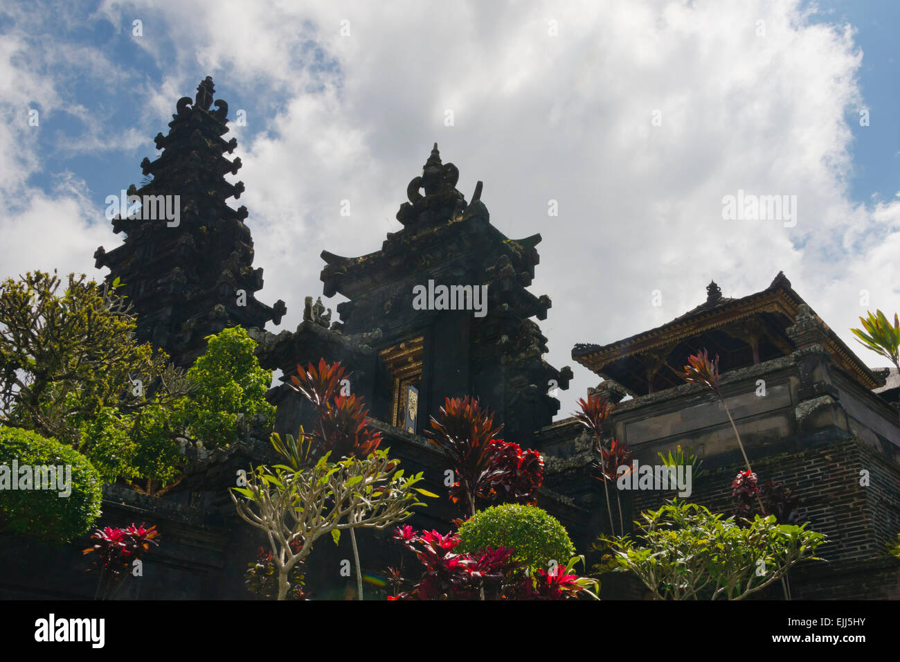 Tempio madre di Besakih, il più importante e più grande e più sacro tempio di religione indù a Bali, in Indonesia Foto Stock