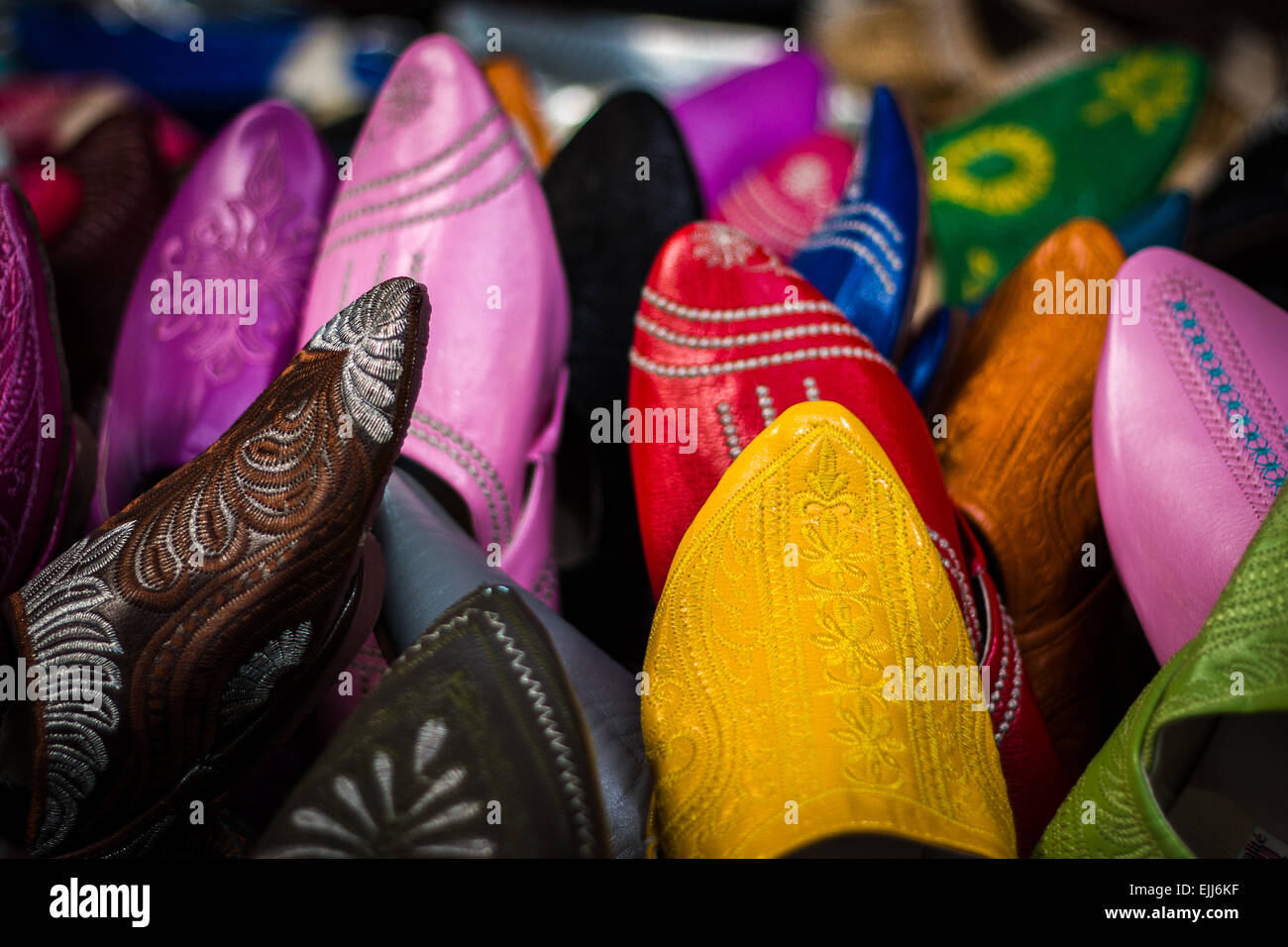 Pantofola in cuoio a Marrakesh. Foto Stock