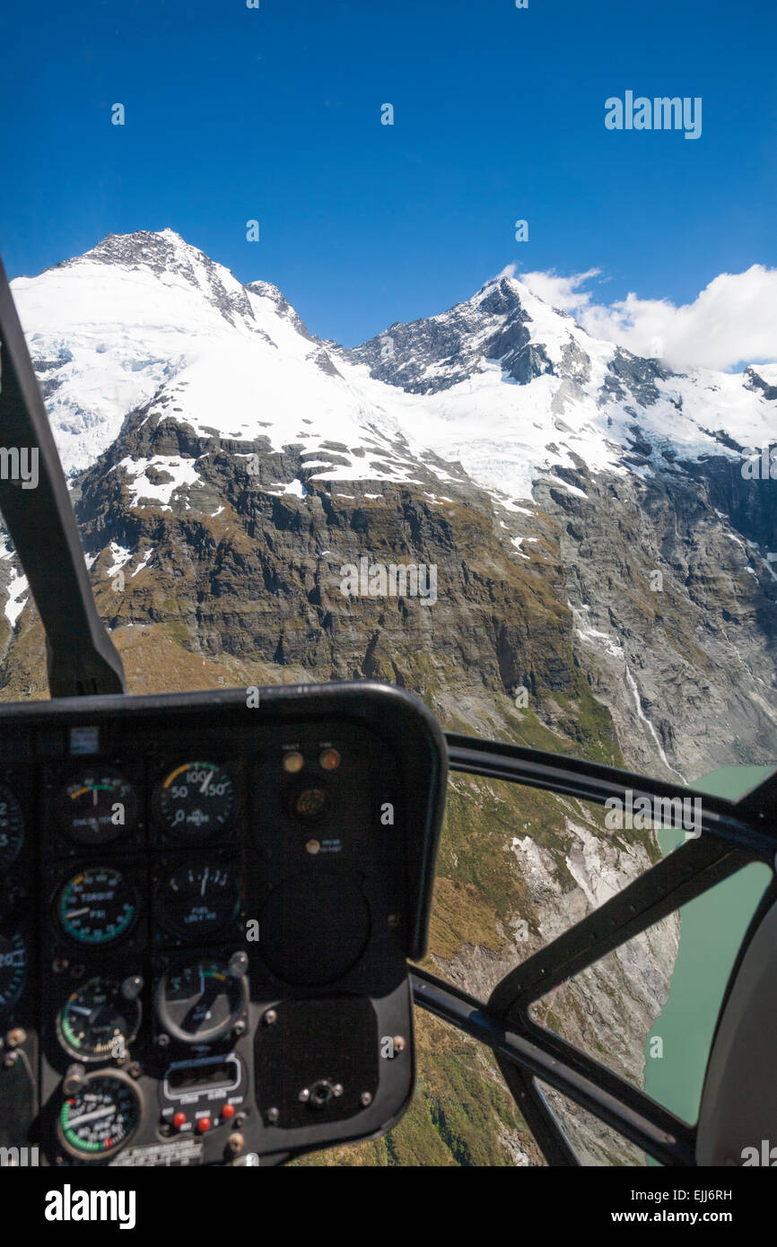 Viste da un elicottero della cime del Monte aspiranti il Parco Nazionale di South Island, in Nuova Zelanda Foto Stock