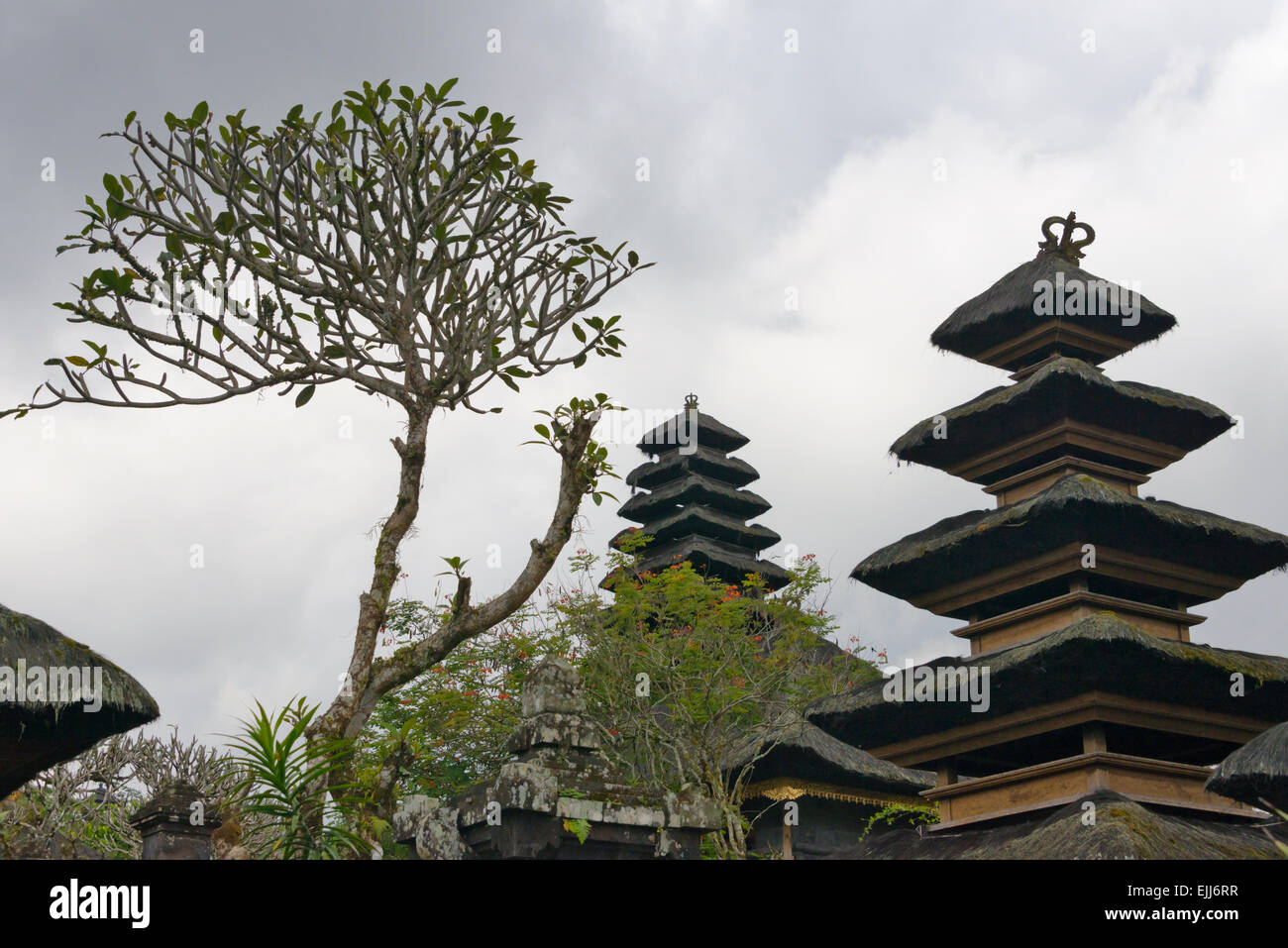 Tempio madre di Besakih, il più importante e più grande e più sacro tempio di religione indù a Bali, in Indonesia Foto Stock