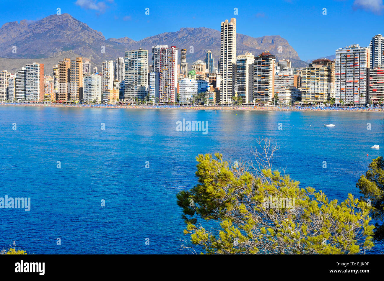 Vista panoramica di Benidorm e la sua iconica grattacieli in Playa Levante area, nella Comunità Valenciana in Spagna Foto Stock