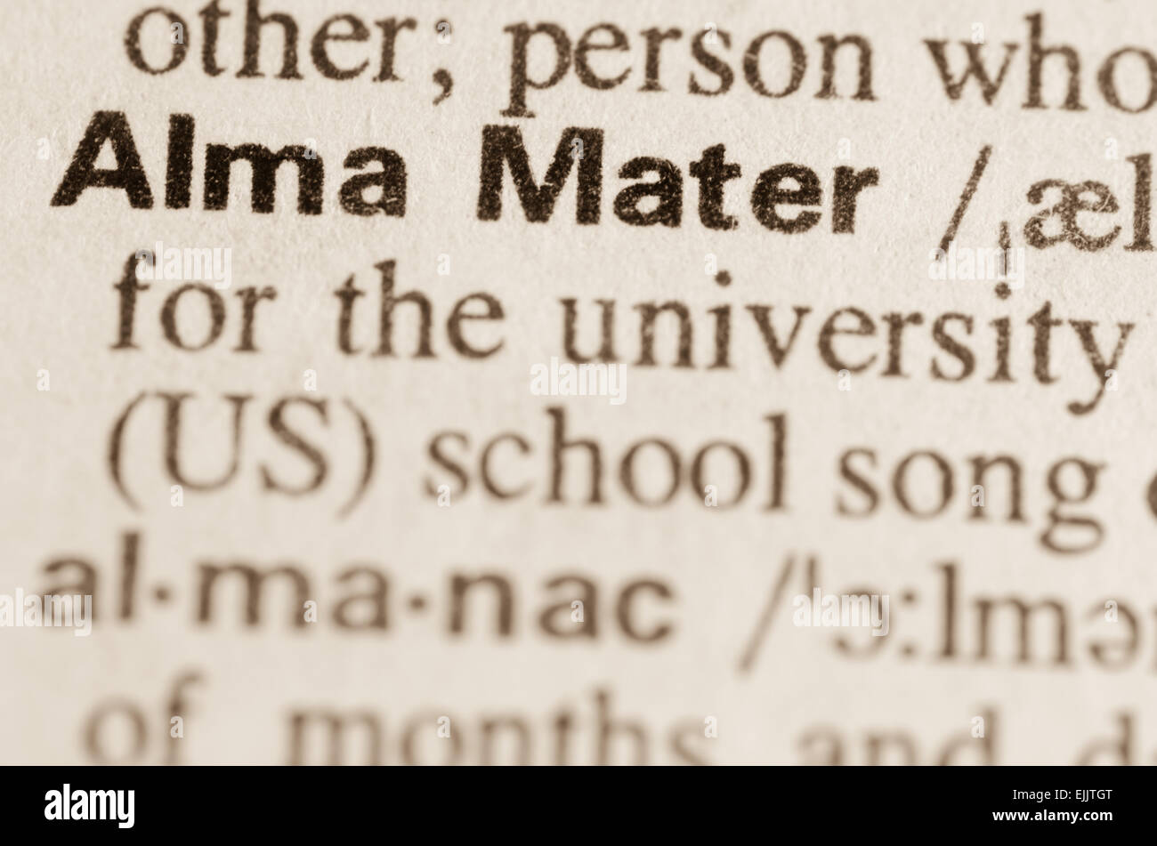 Definizione della parola Alma Mater nel dizionario Foto Stock