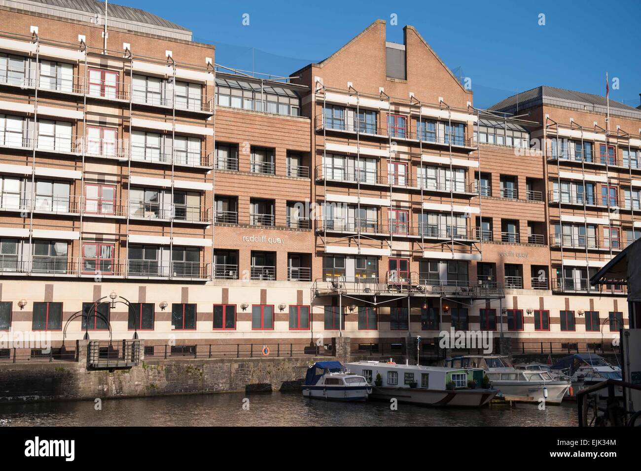 Riverfront edifici sul fiume Avon nel centro città di Bristol Foto Stock