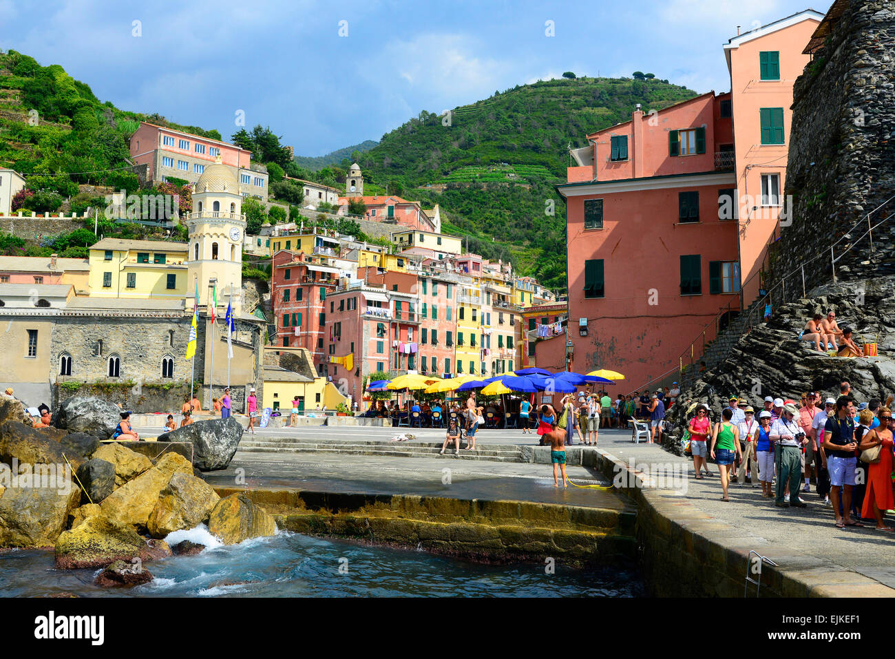 Vernazza Cinque Terre Italy Italian Riviera Liguria Europa Mar Ligure Foto Stock