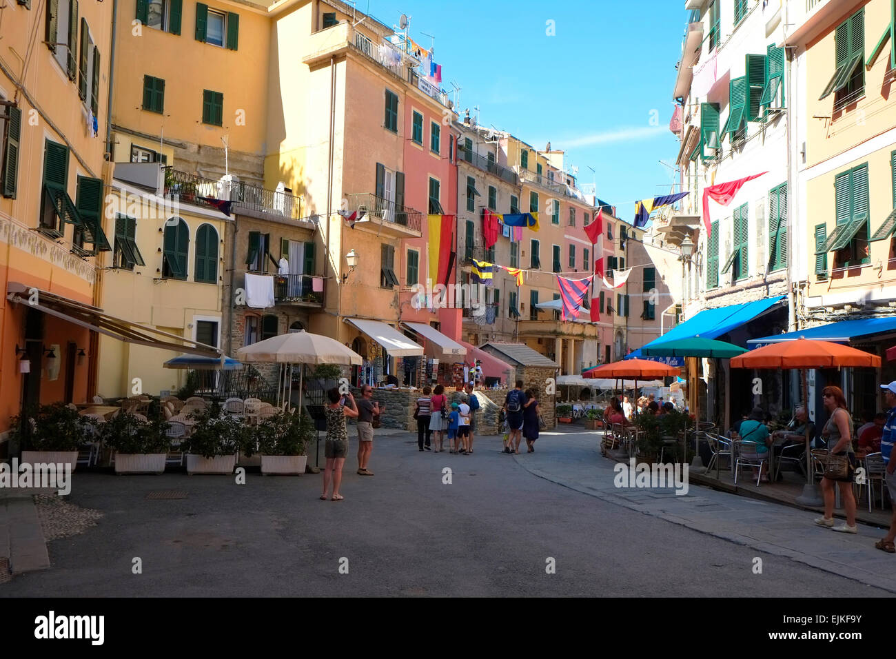 Vernazza Cinque Terre Italy Italian Riviera Liguria Europa Mar Ligure Foto Stock