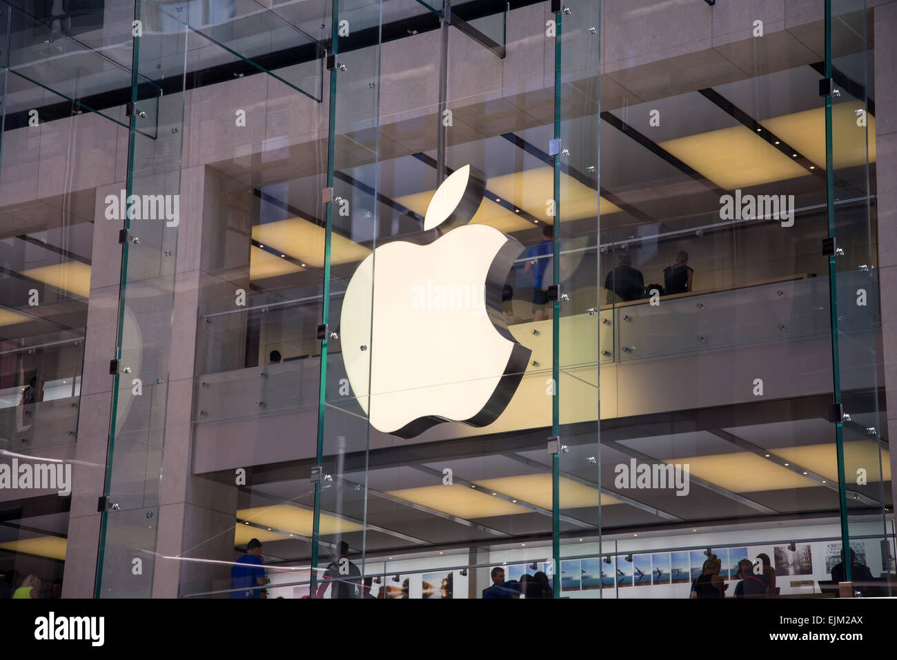 SYDNEY, Australia - 2 febbraio 2015: dettaglio da Apple shop a Sidney in Australia. Apple è multinazionale americana f Foto Stock