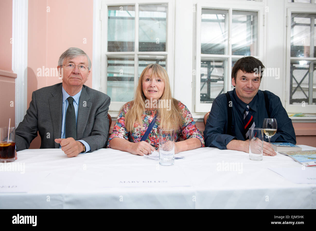 Piers Paul Read, Maria Killen e Ian Rankin al oldie pranzo letterario 18/09/12 Foto Stock