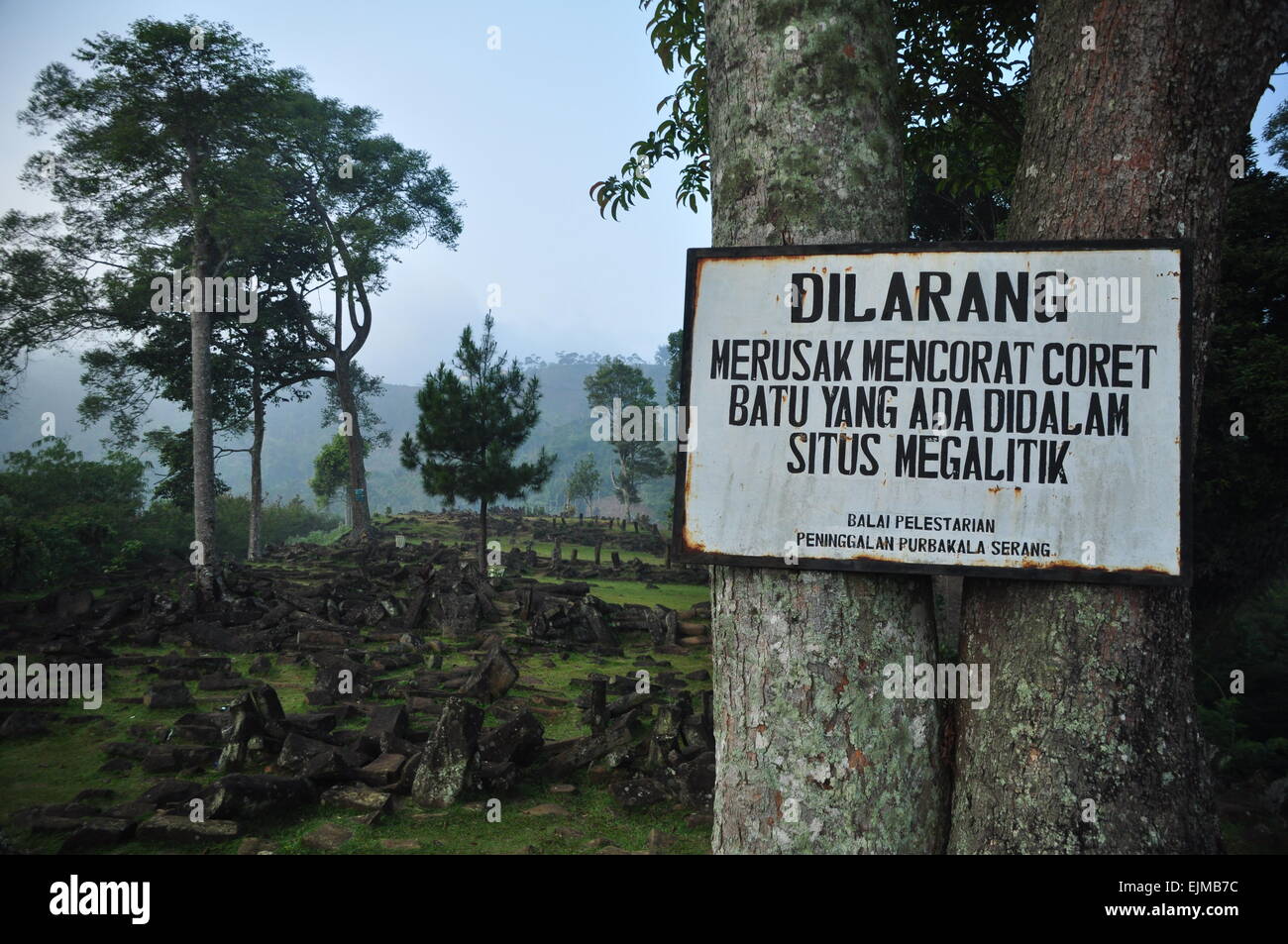 Gunung Padang, sito megalitico situato nel villaggio Karyamukti, Cianjur regency, West Java Provincia dell Indonesia. Foto Stock