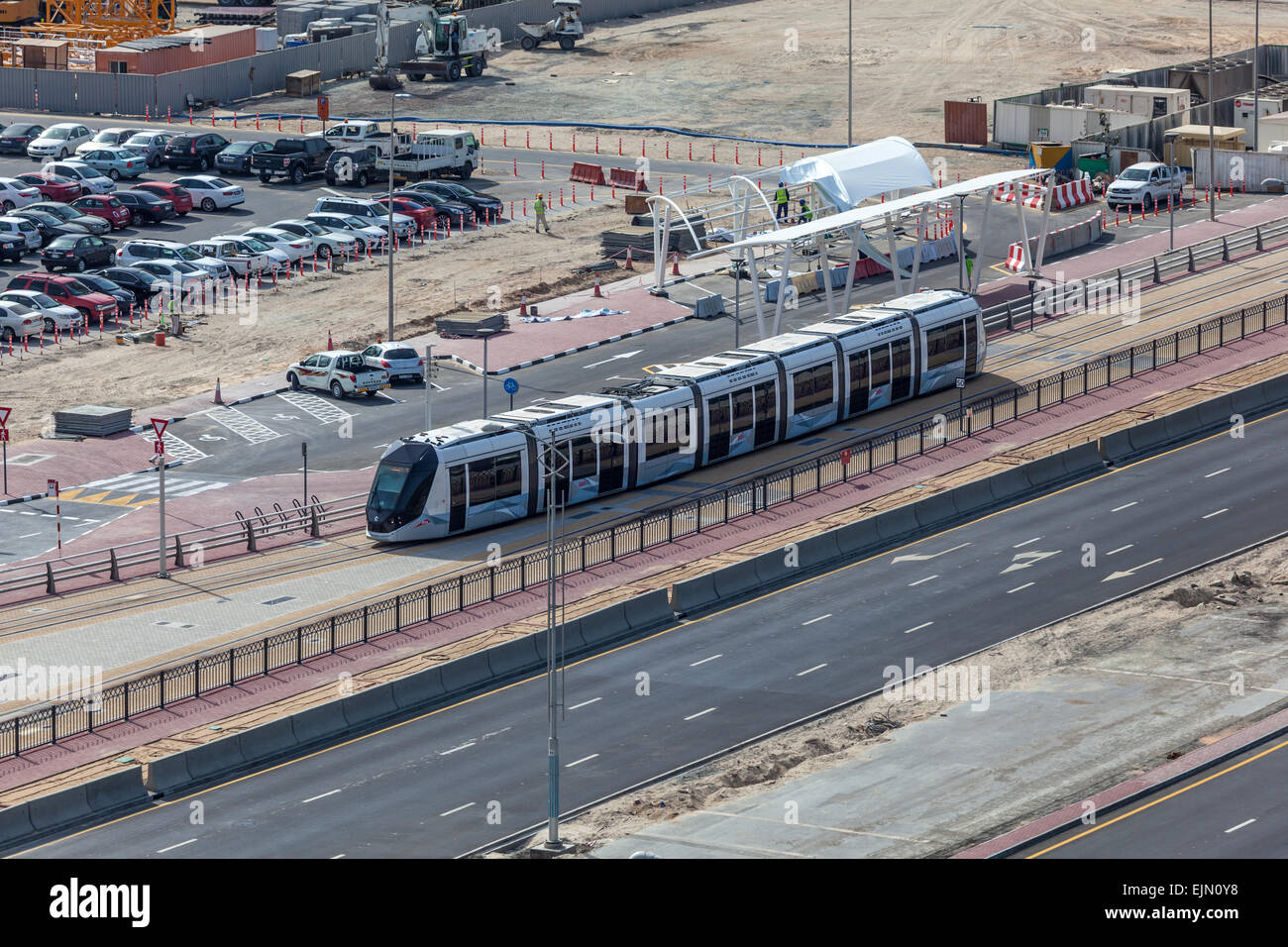 Nuovo servizio di tram nella città di Dubai. Dicembre 16, 2014 in Dubai Emirati Arabi Uniti Foto Stock