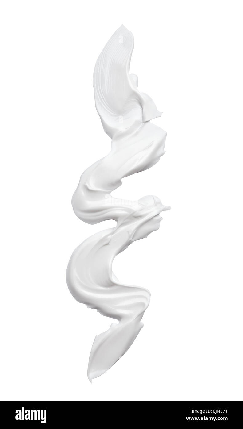 In prossimità di un tratto di un bianco crema di bellezza su sfondo bianco con tracciato di ritaglio Foto Stock