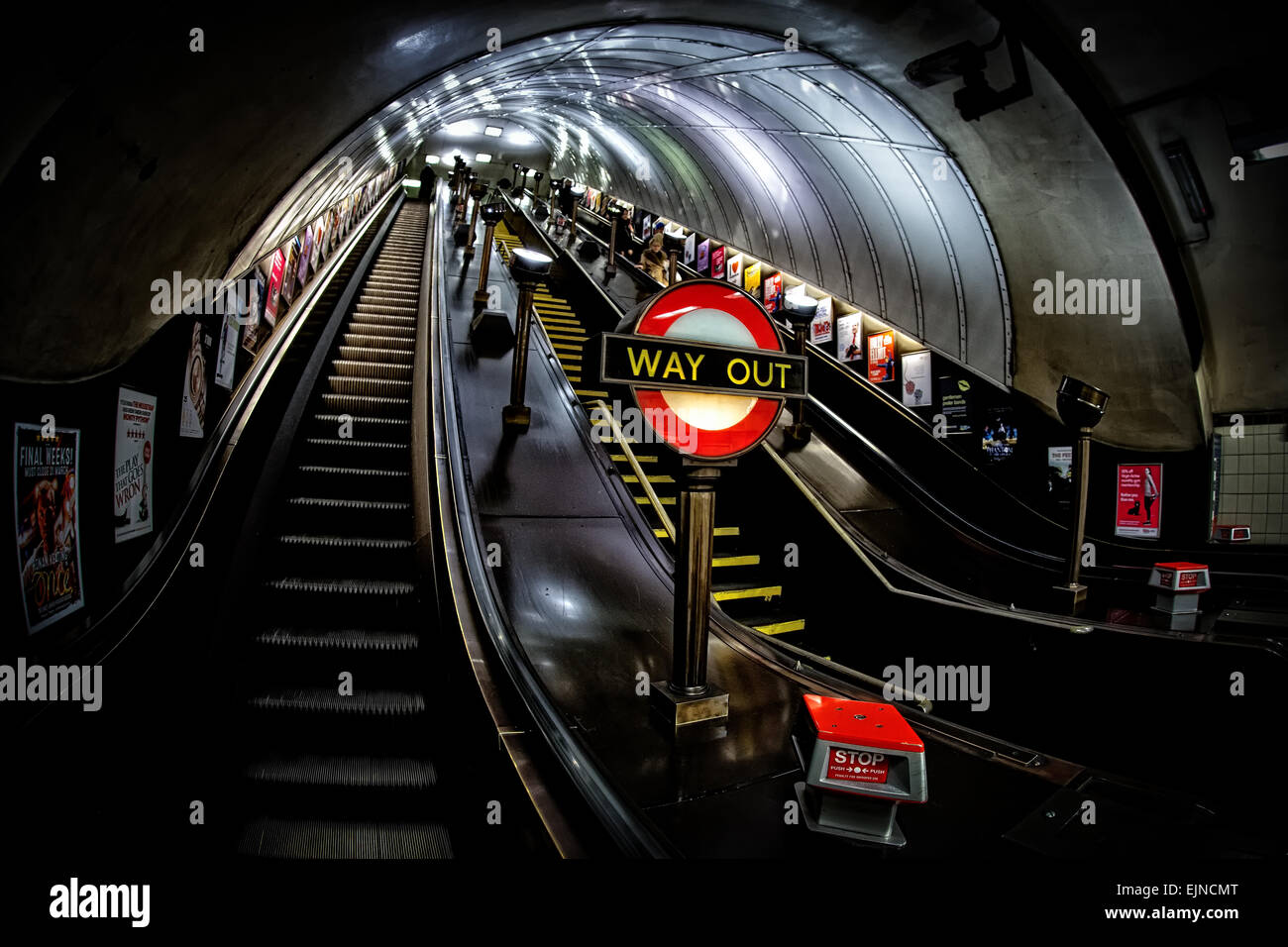 Swiss Cottage retrò metropolitana Foto Stock