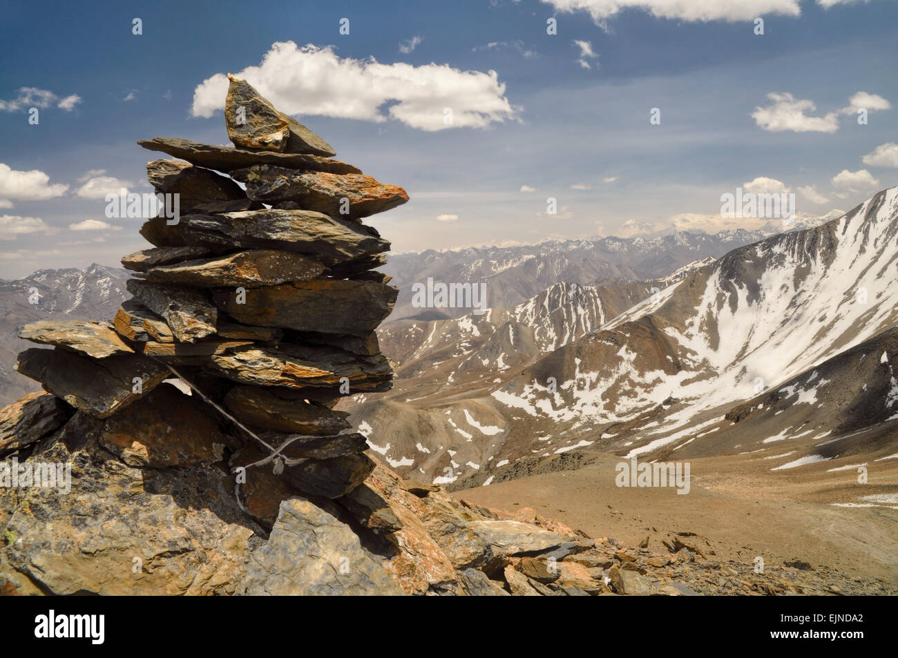 Uno scenario pittoresco in Himalaya montagne del Nepal Foto Stock