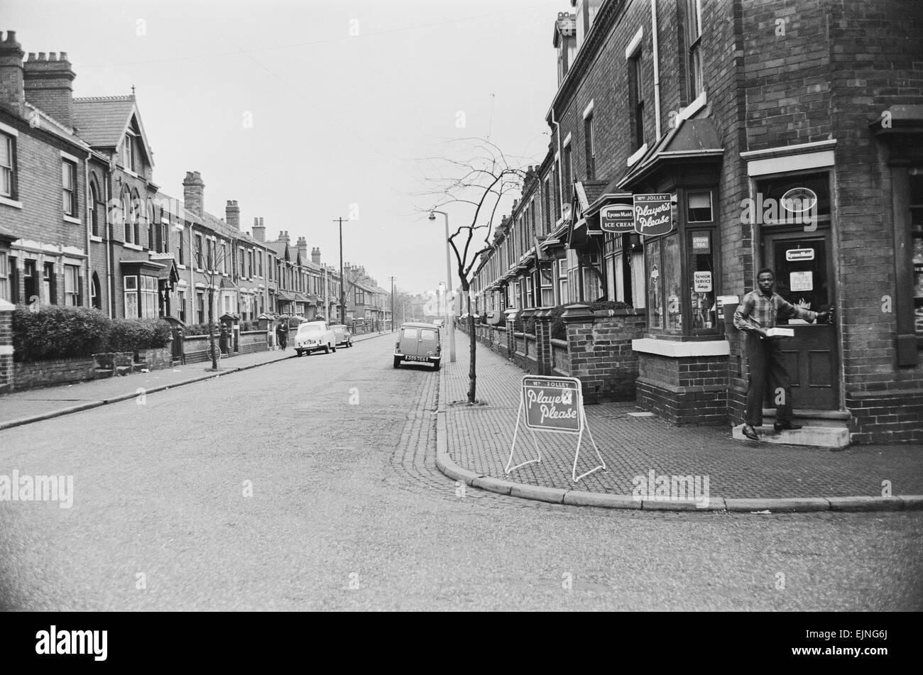 Il piccolo negozio di Marshall Street Smethwick 1 dicembre 1964.Caption locale *** Watscan - - 23/04/2010 Foto Stock