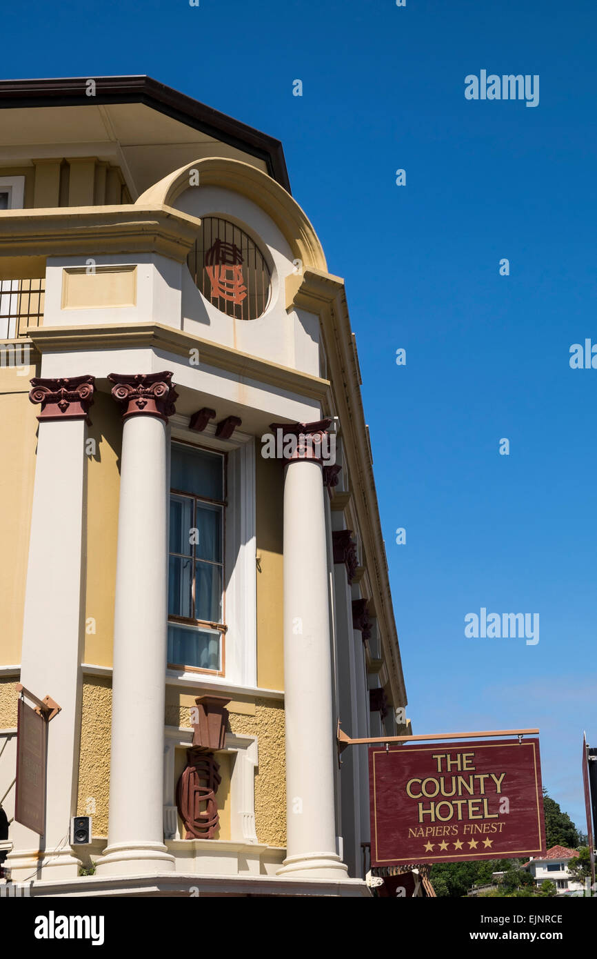 Il County Hotel, edificio art deco in Napier, Nuova Zelanda. Foto Stock