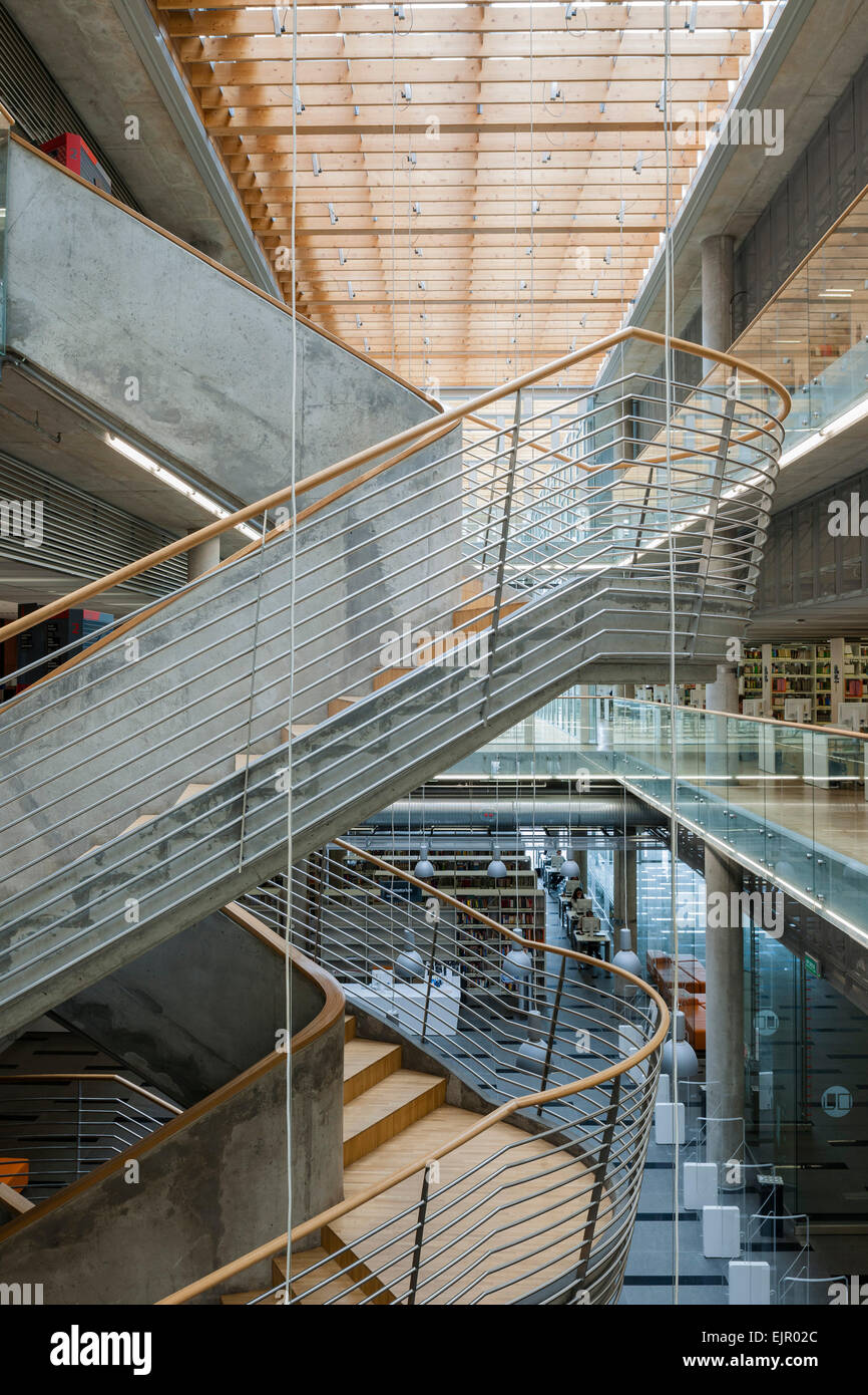 Le informazioni scientifiche Center & Academic Library, Katowice, Polonia. Architetto: HS99 , 2012. Foto Stock
