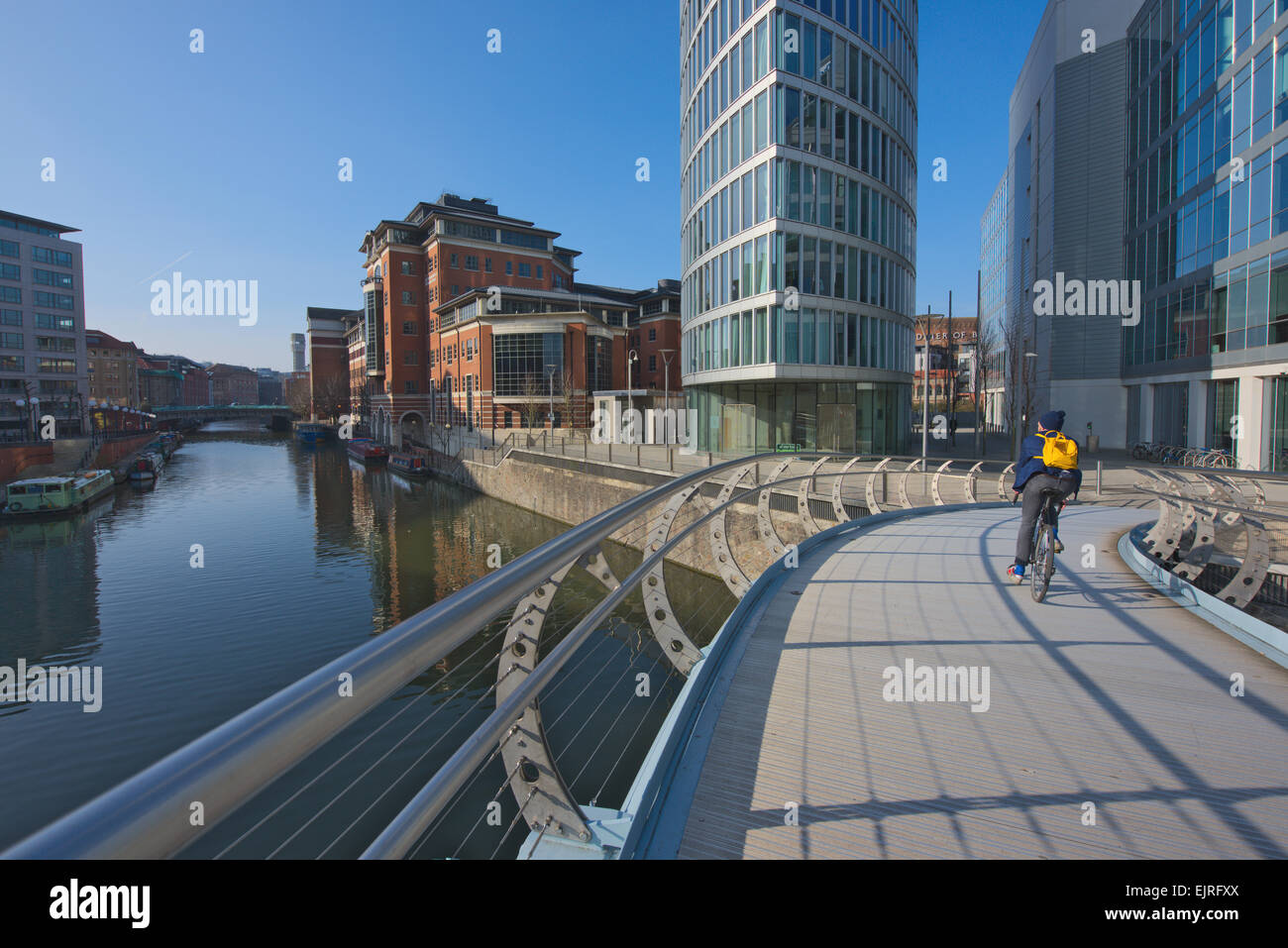 Sposa pedonale su Floating Harbour Foto Stock