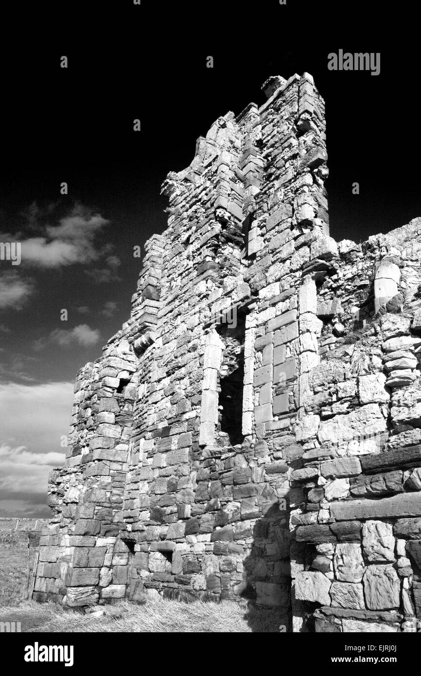 La Rovina di Newark Castle sulla costa di Fife percorso vicino a St Monans East Neuk di Fife Scozia Scotland Foto Stock