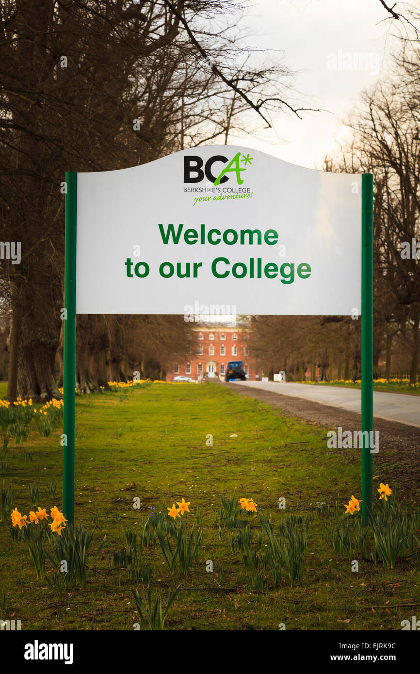 Ingresso e firmare per il Berkshire College di Agricoltura Foto Stock