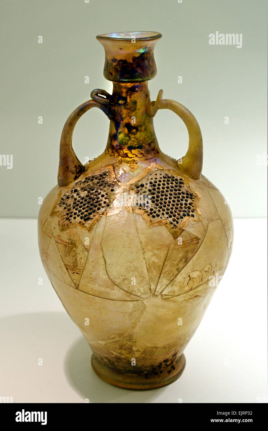 Smalto bottiglia di vetro Iran Iraq del XIII secolo la Persia iraniano persiano arabo Arabian Foto Stock