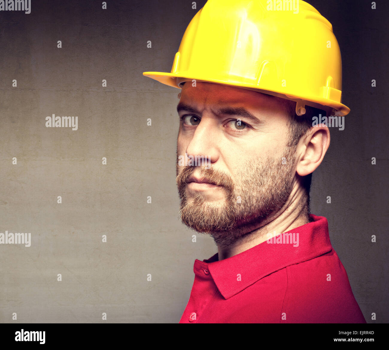 Ritratto di lavoratore edile con protezione Foto Stock