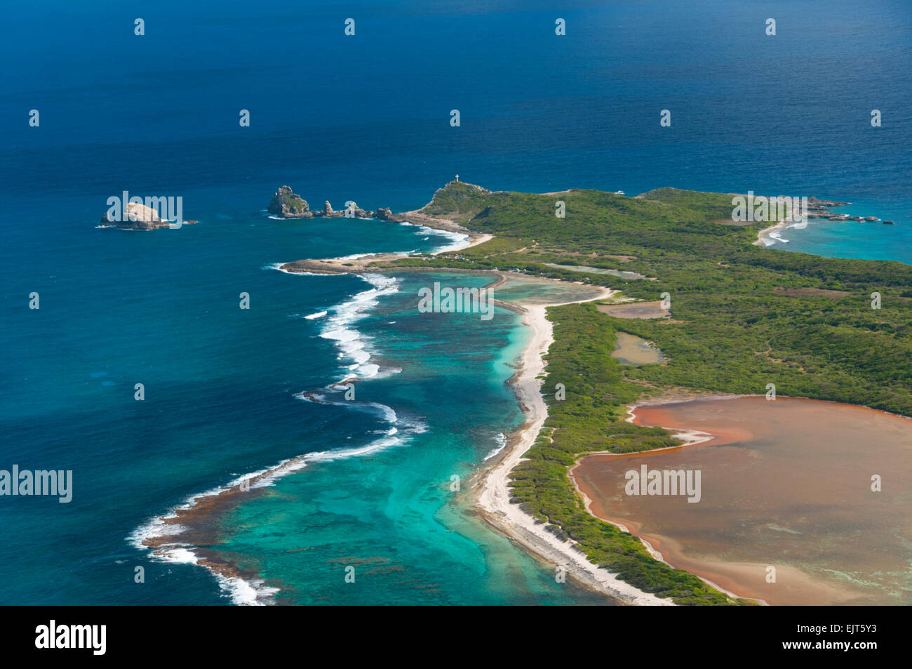 La Francia. La Guadalupa, la Pointe des Chateaux, Grande sale di salina di palude e lagon (vista aerea) // Guadalupa, Pointe des Chateaux, G Foto Stock