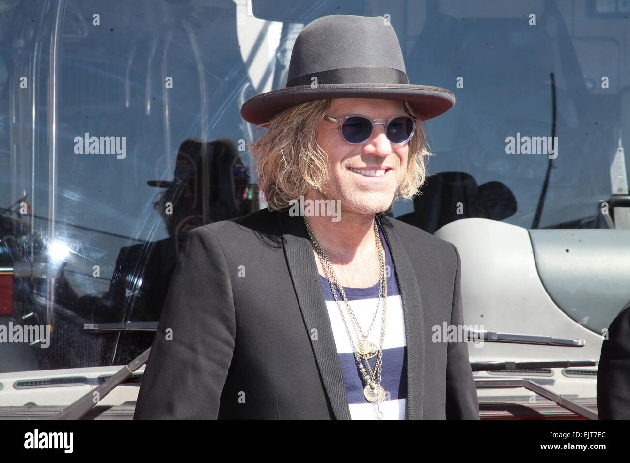 Country Music Stars Big & Rich onorato con un 'Ride of Fame' bus dedicato a loro. Taglio del nastro e la cerimonia di investitura ha avuto luogo il Pier 78. Dotato di: Big Kenny,Big & Rich dove: la città di New York, New York, Stati Uniti quando: 26 Set 2014 Foto Stock
