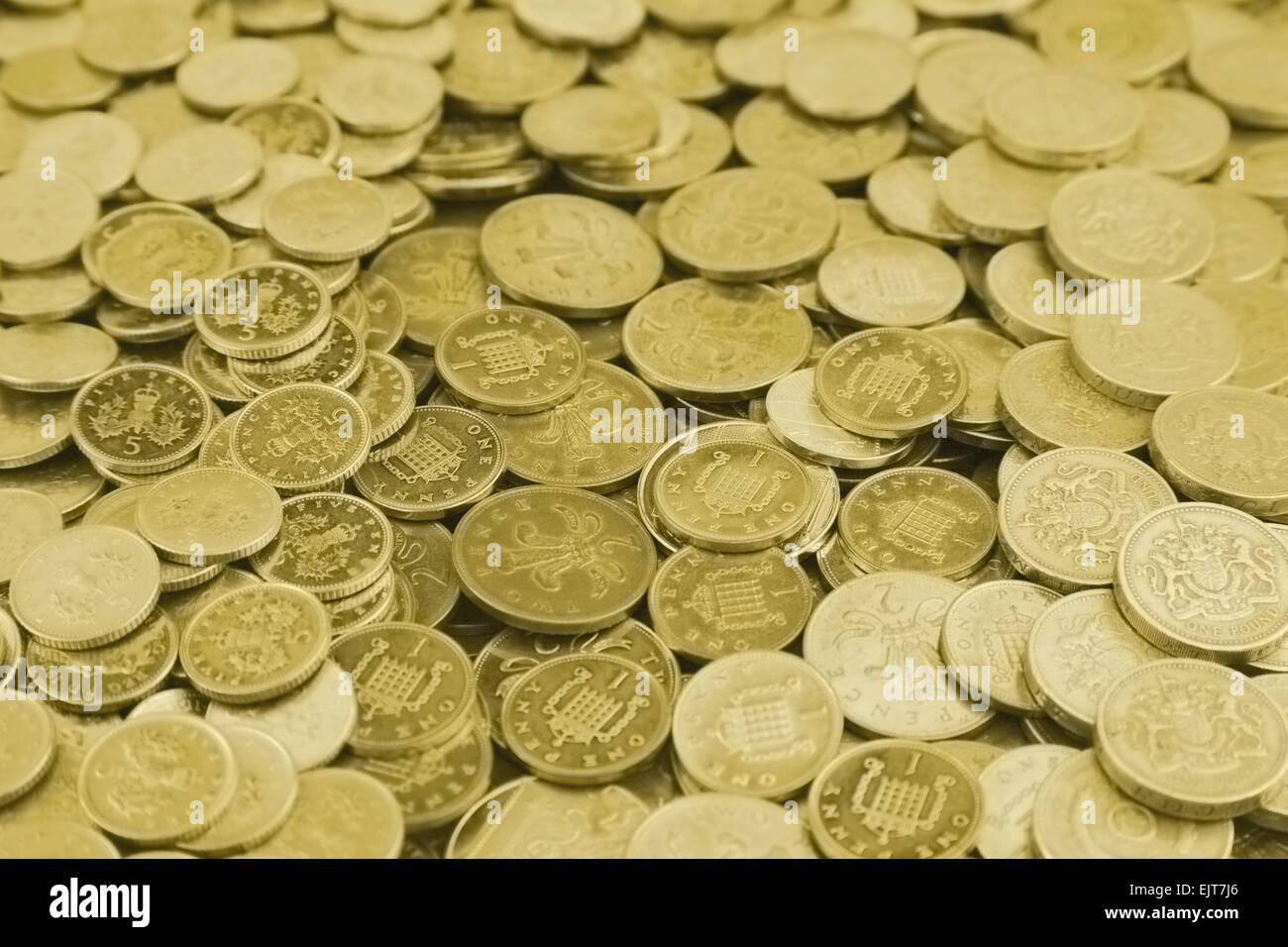 Un mucchio di Banca di Inghilterra monete Foto Stock