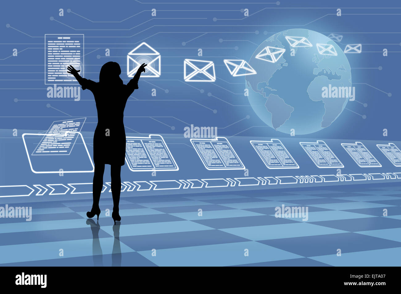 Silhouette di futuri business donna lettura e archiviazione delle cartelle dei messaggi di posta elettronica accanto al globo terrestre Foto Stock